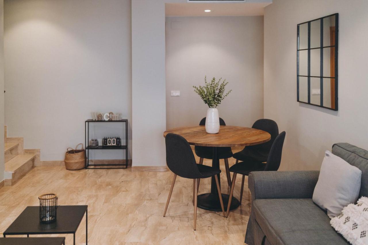 The Orbit Apartments บาร์เซโลนา ภายนอก รูปภาพ